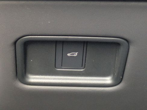 New 2026 Land Rover Range Rover Sport Dynamic SE image 18