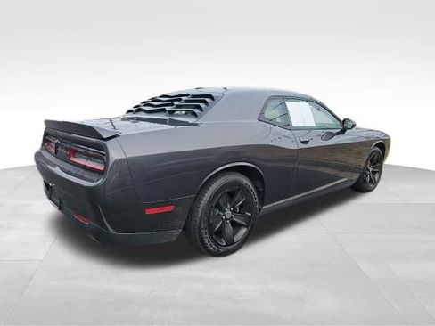 Used 2021 Dodge Challenger SXT w/ Cold Weather Group image 5