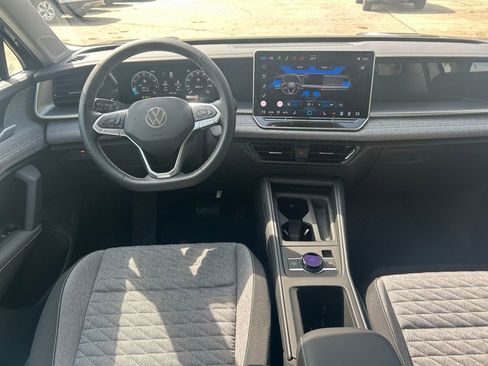 New 2026 Volkswagen Tiguan S FWD image 9