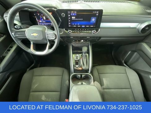 Used 2023 Chevrolet Colorado LT w/ LT Convenience Package II AWD/4WD image 19