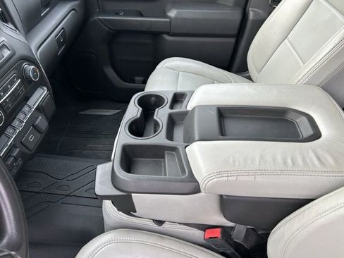 Used 2019 Chevrolet Silverado 1500 Custom Trail Boss w/ Custom Convenience Package image 27