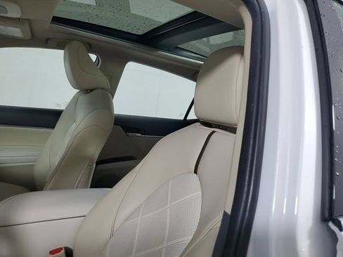 Used 2018 Toyota Camry XLE w/ Driver Assist Package FWD image 18
