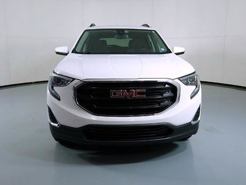 Used 2021 GMC Terrain SLE w/ Driver Convenience Package AWD/4WD image 3