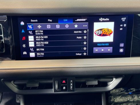 Used 2025 Porsche Cayenne image 15