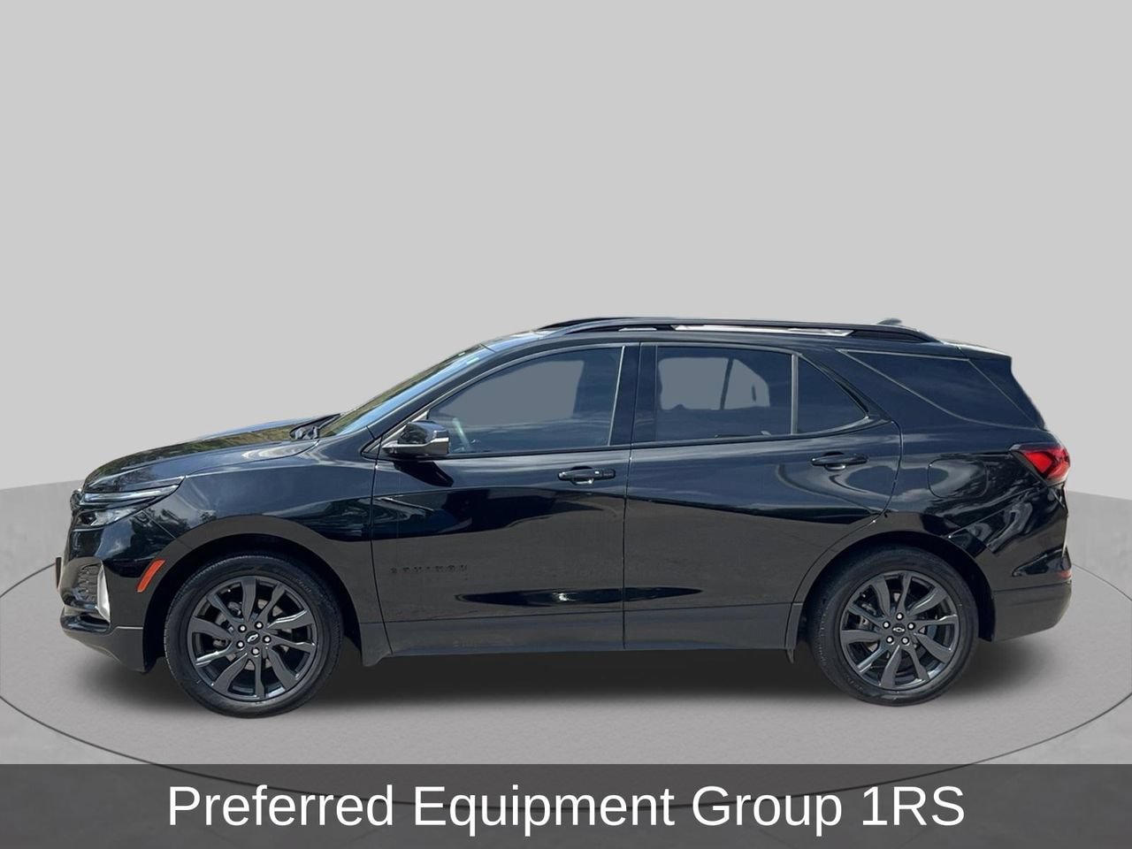 Used 2024 Chevrolet Equinox RS FWD image 2