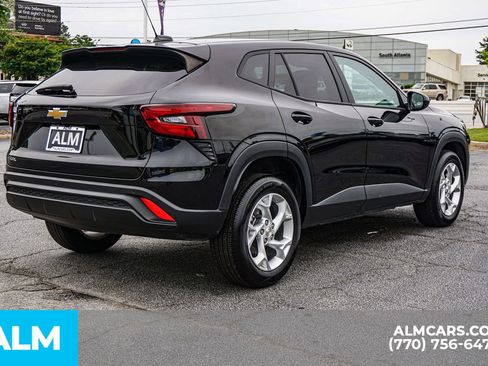 Used 2025 Chevrolet Trax LS w/ LS Convenience Package FWD image 7