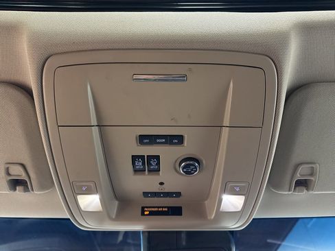 Used 2017 GMC Yukon Denali w/ Open Road Package image 27