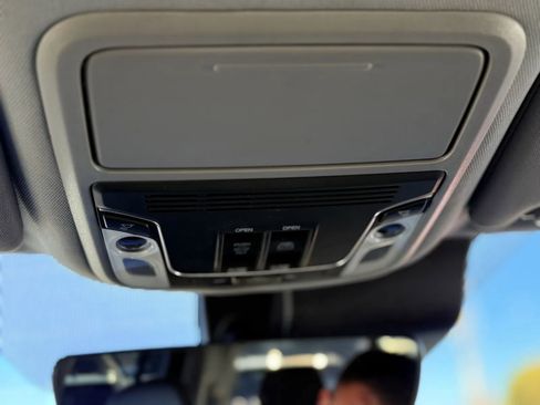 Used 2025 Honda Ridgeline RTL image 38