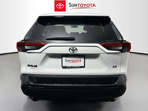 Used 2024 Toyota RAV4 LE FWD image 5