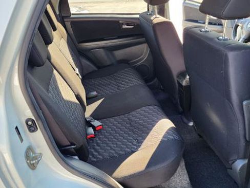 Used 2008 Suzuki SX4 Touring AWD image 17