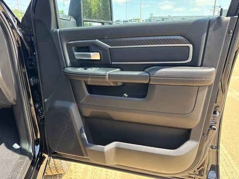 New 2026 RAM 2500 Big Horn AWD/4WD image 27