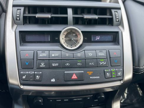 Used 2017 Lexus NX 200t FWD image 11