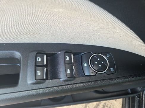 Used 2018 Ford Fusion S image 22