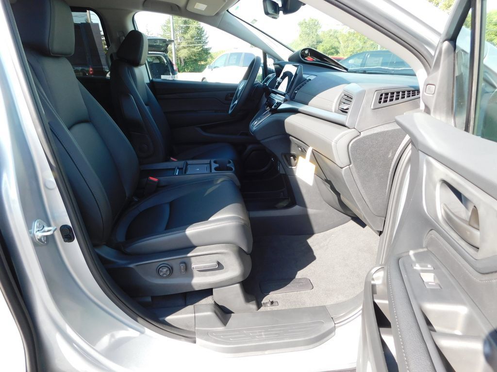 New 2027 Honda Odyssey EX-L image 18