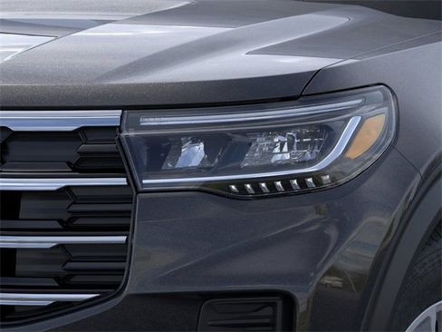 New 2026 Ford Explorer Active image 18
