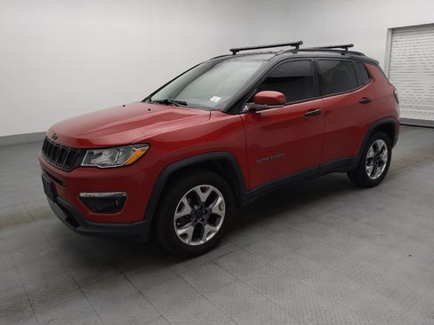 Used 2021 Jeep Compass Limited AWD/4WD image 2