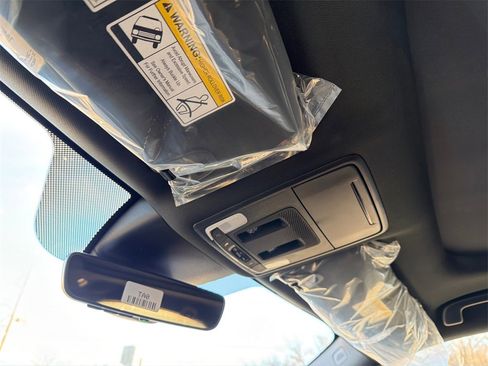 New 2025 Honda Pilot TrailSport image 33