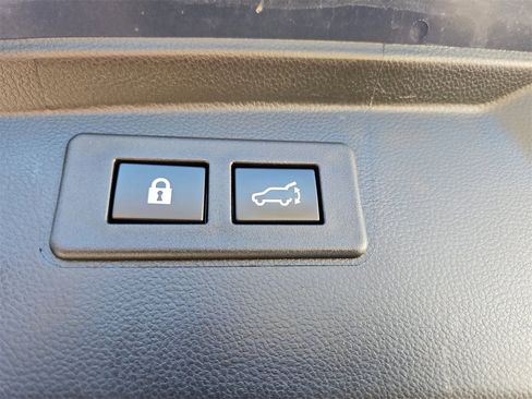 Used 2023 Subaru Outback Limited XT image 25