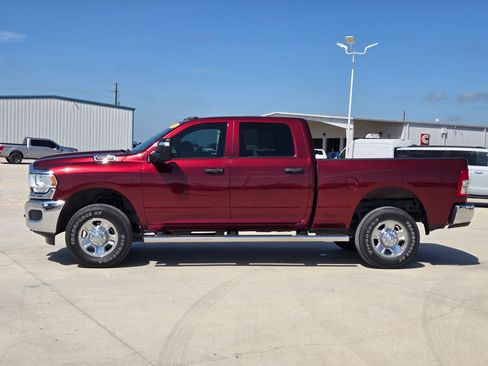 Used 2023 RAM 2500 Tradesman AWD/4WD image 4