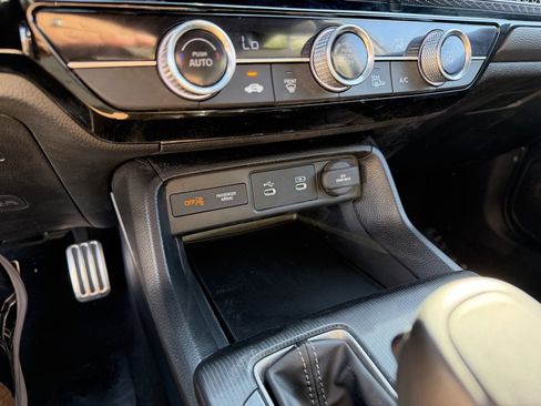 Certified 2025 Honda Civic Sport image 14