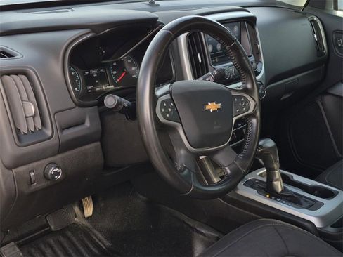 Used 2021 Chevrolet Colorado LT w/ Fleet Safety Package image 24