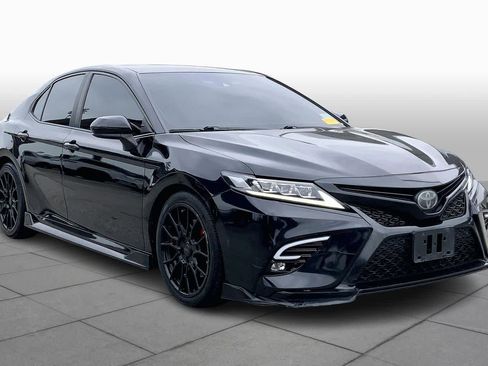 Used 2020 Toyota Camry TRD image 3
