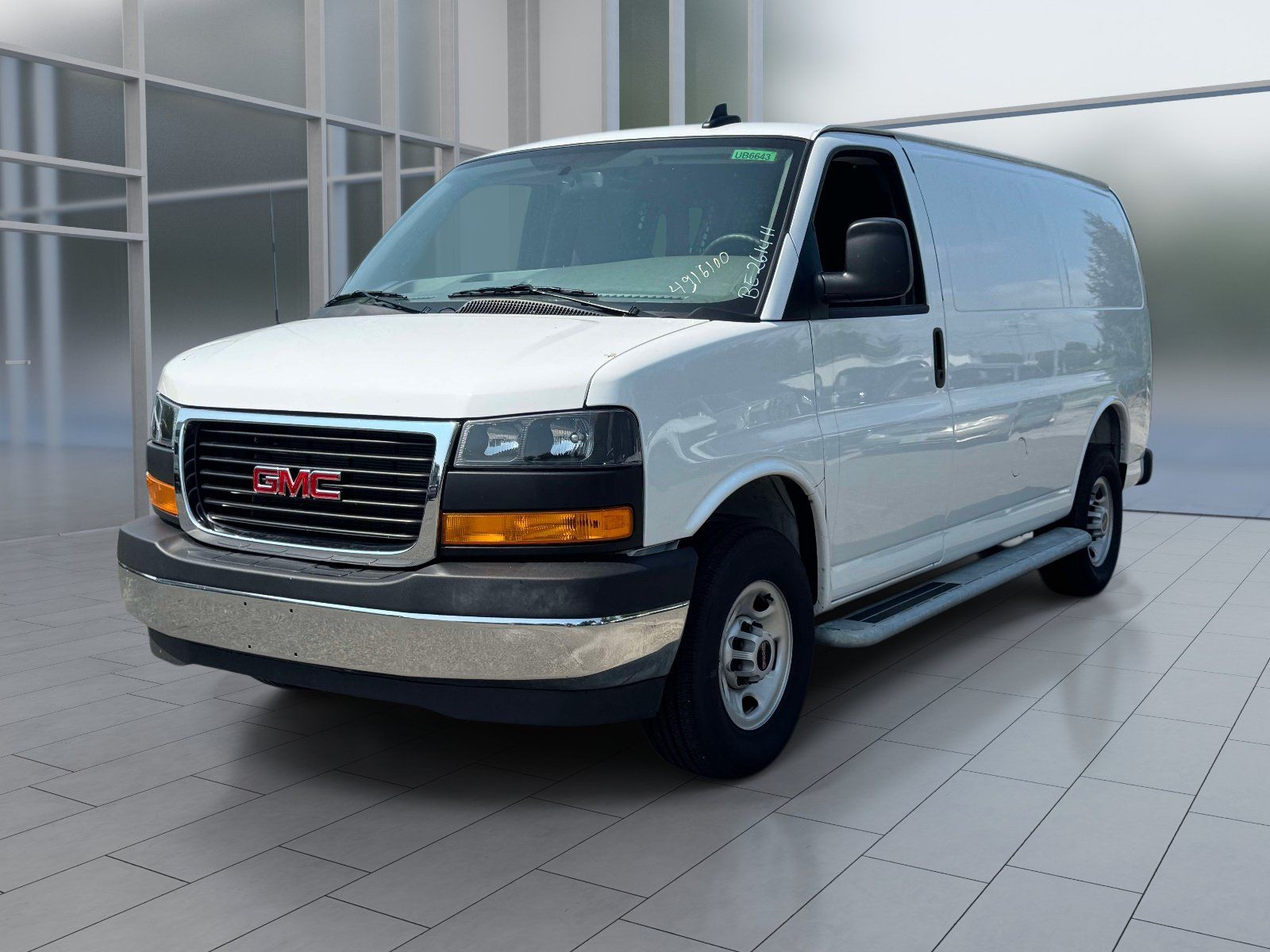 Used 2025 GMC Savana 2500 w/ Driver Convenience Package RWD image 1