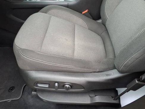 Used 2023 Chevrolet Traverse LT AWD/4WD image 11