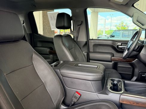 Used 2019 GMC Sierra 1500 SLT w/ SLT Premium Plus Package AWD/4WD image 25