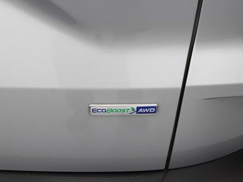 Used 2020 Ford Escape SE AWD/4WD image 10