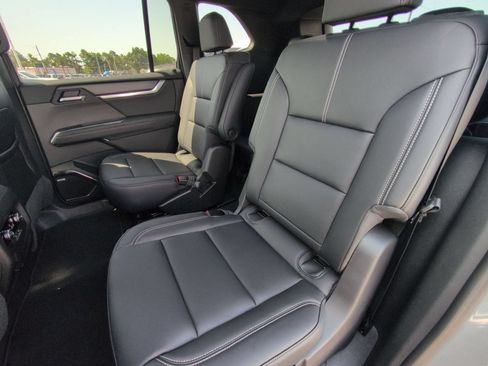 New 2026 GMC Acadia Elevation w/ Elevation Premium Package FWD image 26