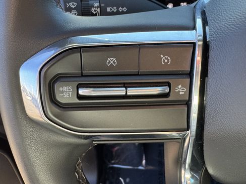 Used 2023 GMC Canyon Elevation w/ Elevation Premium Package image 24