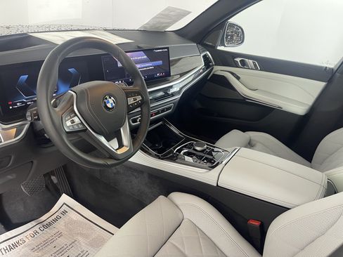Certified 2026 BMW X5 xDrive40i AWD/4WD image 11