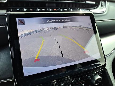 Used 2022 Jeep Grand Cherokee Overland w/ Luxury Tech Group IV image 30