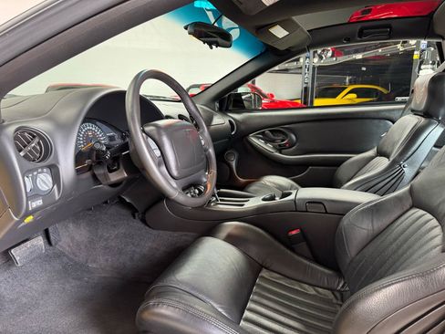 Used 2002 Pontiac Firebird Trans Am RWD image 33