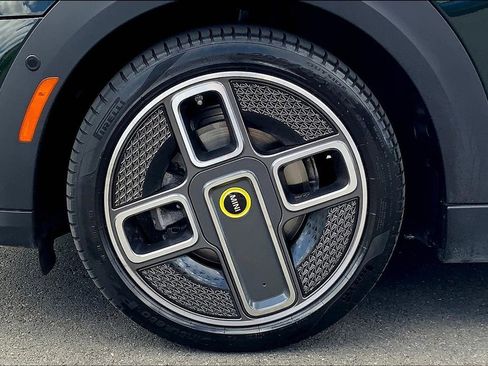 Certified 2024 MINI Cooper SE w/ MINI Resolute Edition image 10