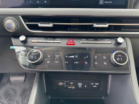 New 2026 Hyundai Sonata Limited image 25