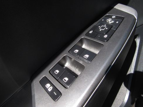 Used 2024 Kia EV6 Light image 20