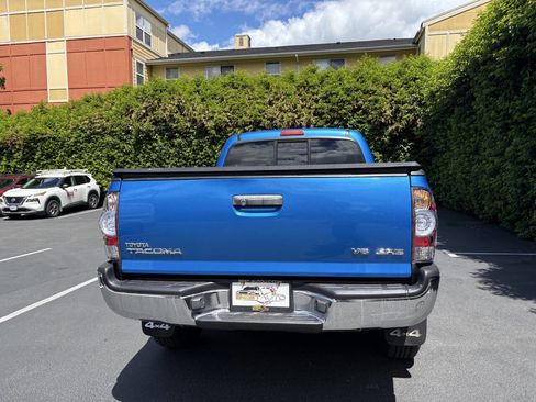 Used 2006 Toyota Tacoma 4x4 Double Cab image 7