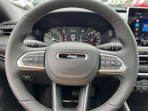 New 2025 Jeep Compass Limited w/ Sun & Sound Group image 16