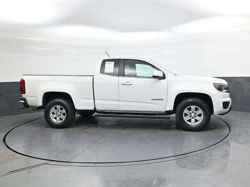 Used 2016 Chevrolet Colorado W/T w/ WT Convenience Package image 3
