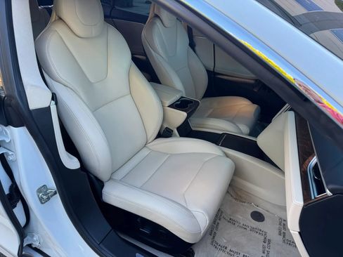 Used 2017 Tesla Model S 75D AWD/4WD image 25