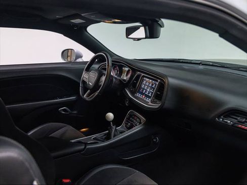 Used 2021 Dodge Challenger R/T Scat Pack RWD image 28