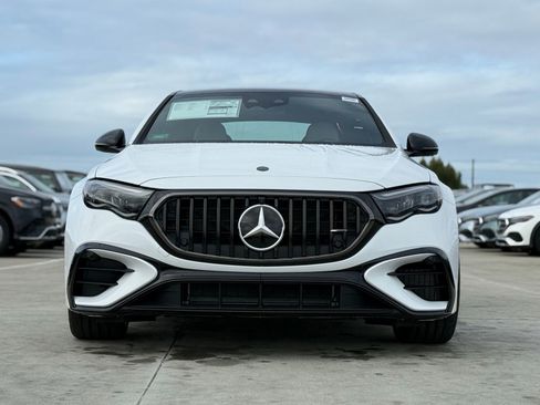 New 2026 Mercedes-Benz E 53 AMG e 4MATIC Sedan image 5