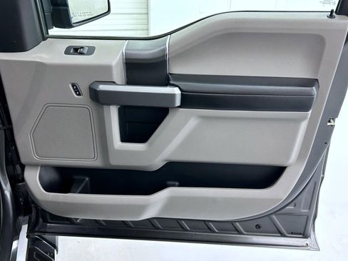 Used 2015 Ford F150 XLT w/ Equipment Group 302A Luxury image 16