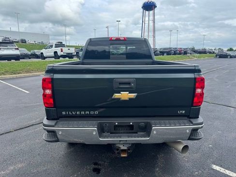 Used 2018 Chevrolet Silverado 2500 LTZ w/ Duramax Plus Package AWD/4WD image 4