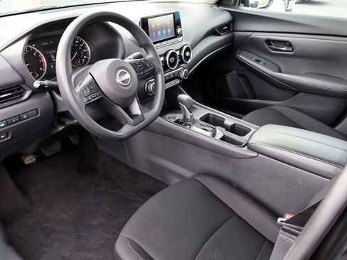 Used 2024 Nissan Sentra S FWD image 4
