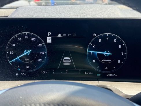 Used 2024 Kia Telluride SX Prestige X-Pro AWD/4WD image 5