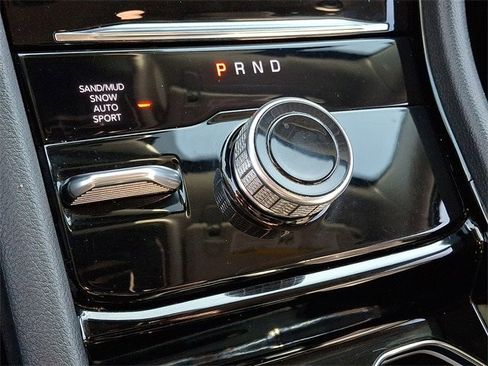 Used 2023 Jeep Grand Cherokee Limited image 15