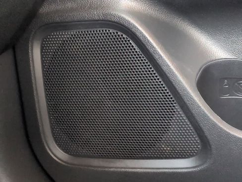 Used 2019 Mitsubishi Outlander ES image 30